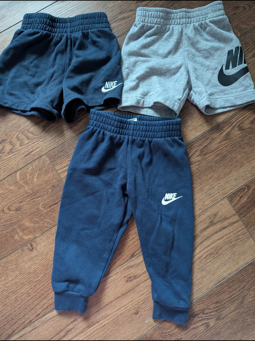 $ Lot Of 3 Nike Kids Shorts and Joggers Set - Navy and‎ Gray